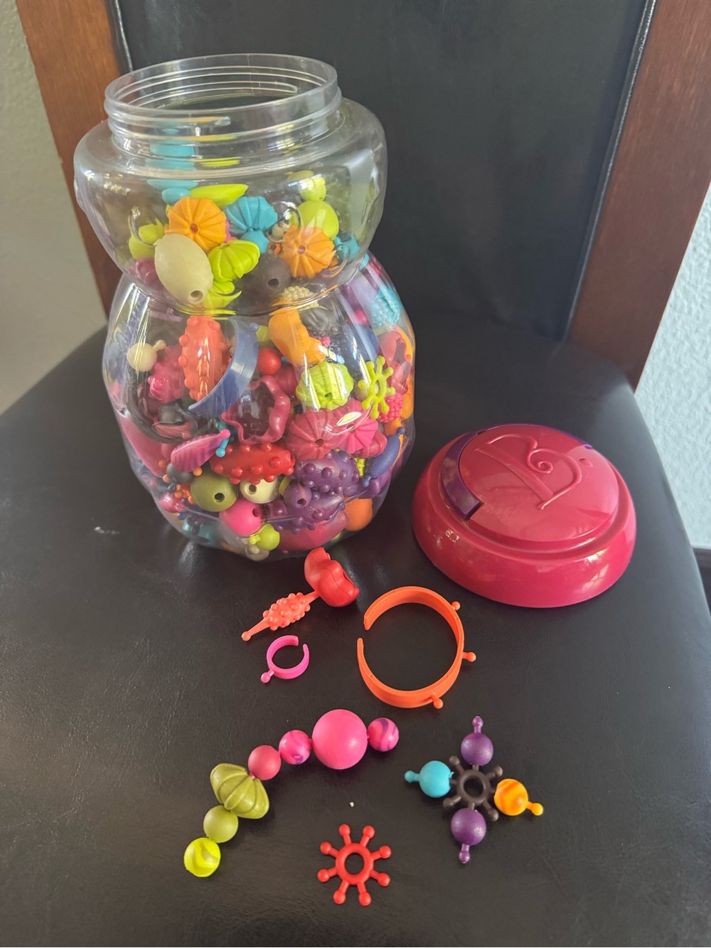 LUC mindware Kids Jewelry Bead Set - snap together toy Multi-Color Creative Play